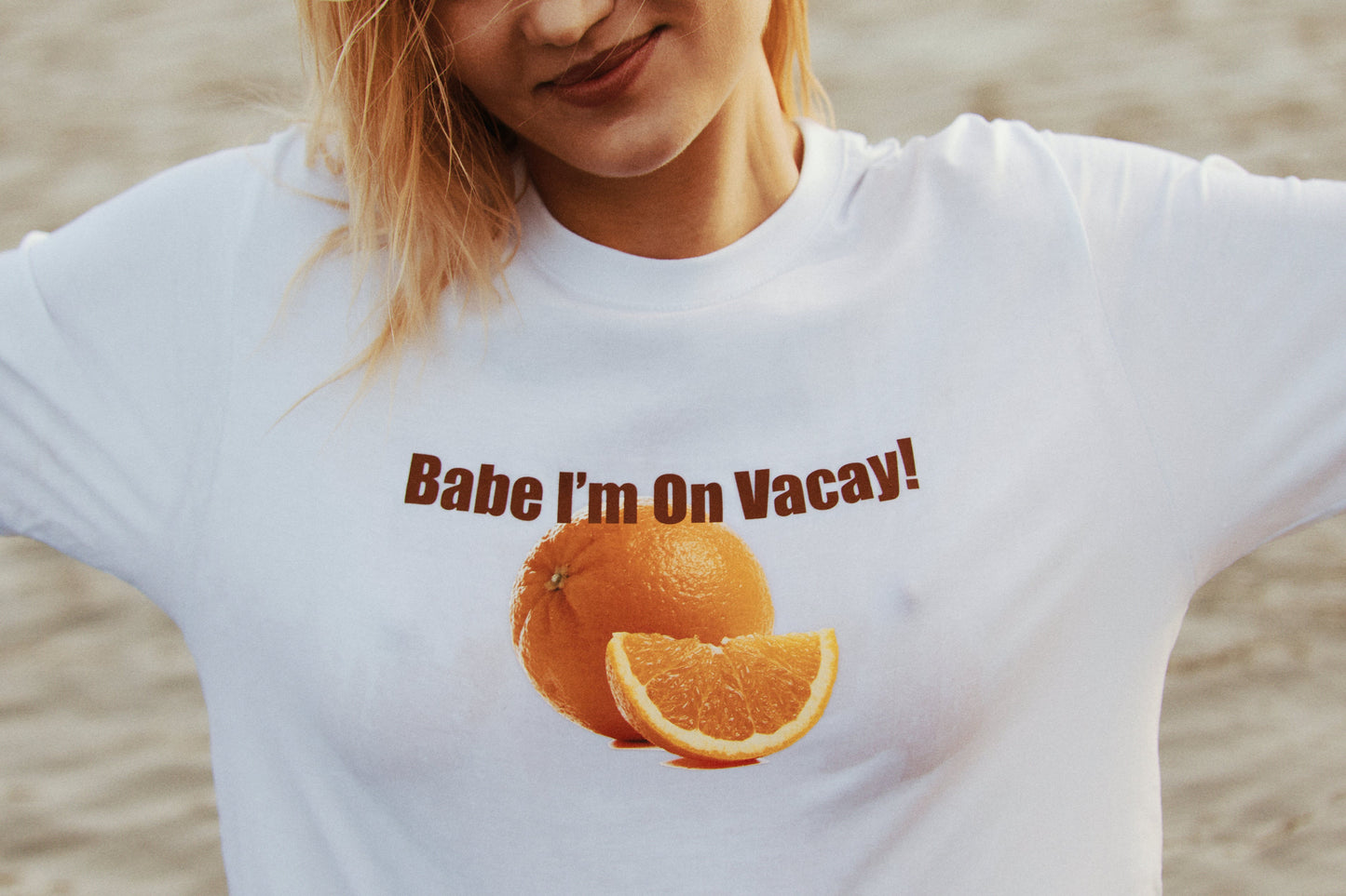 T-shirt On Vacay Orange Unisex